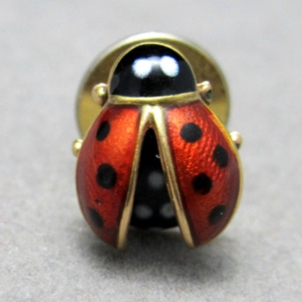 VINTAGE 14KT GOLD AND ENAMEL LADY BUG ESTATE PIN FROM GERMANY